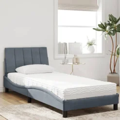 Bed met matras 
