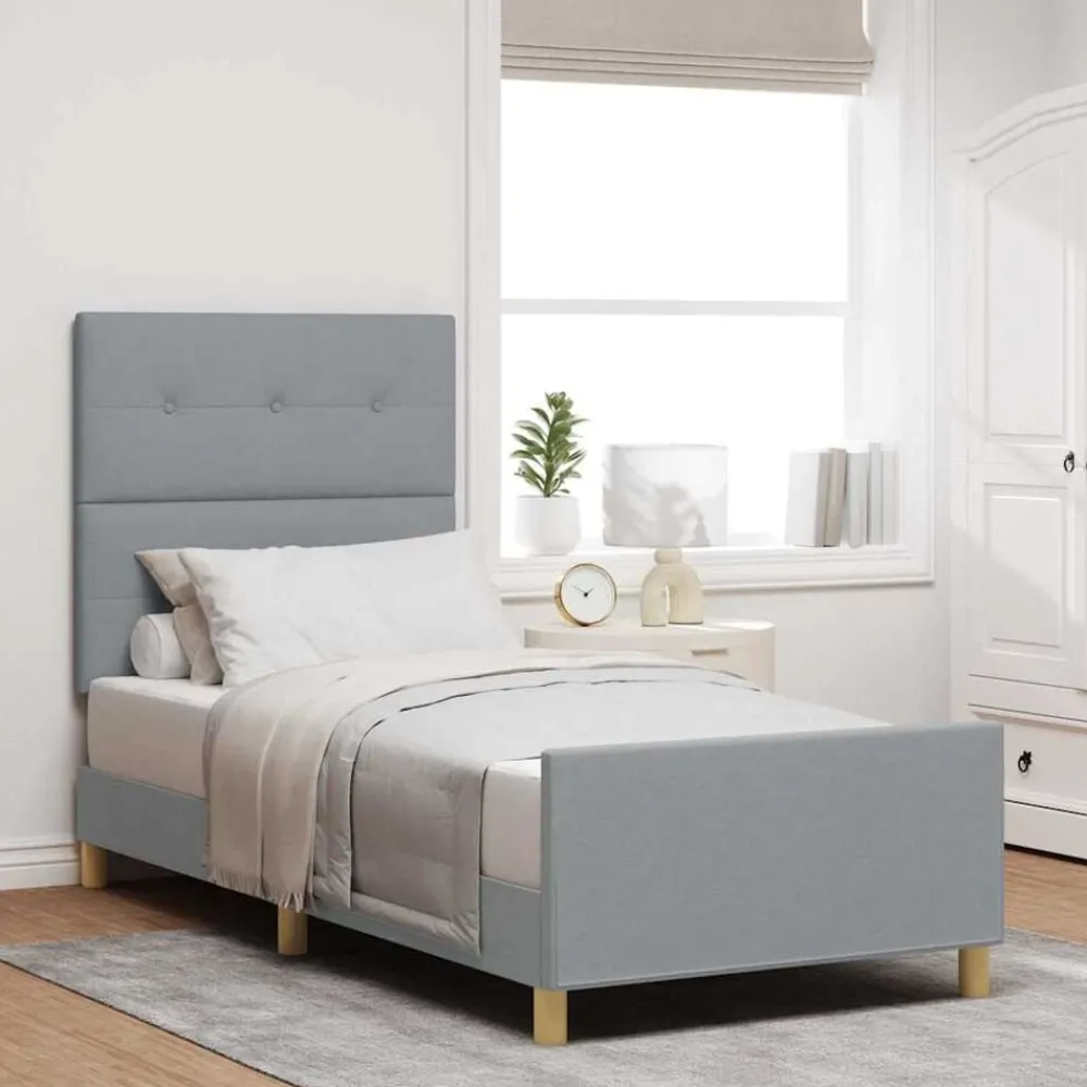 Bedden & Accessoires*vidaXL Bedframe met hoofdeinde 80 x 200 cm Stof Lichtgrijs