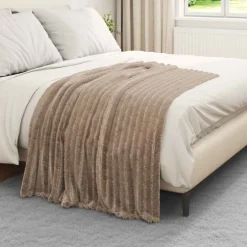 Linnengoed*vidaXL Gooi Deken 150 x 130 cm Fleece Kameel