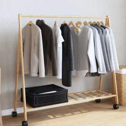 Kledingrek met schappen en wielen 106x34x106,5 cm bamboe><noscript><img width=