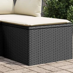 Tuinmeubelen*vidaXL Tuinkruk met kussen 55x55x37 cm poly rattan zwart Zwart en cr&egrave;me
